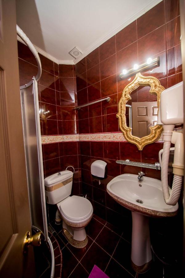 Hotel Darosy Arad Esterno foto